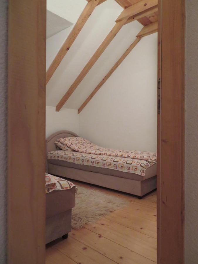 Our House Apartments 콜라신 외부 사진